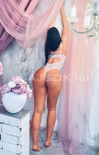 Szandi masszazs +36 70 357 7558 fénykép 2.