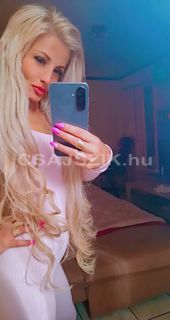 Szamanta szexpartner +36 30 231 6789 fénykép 67.