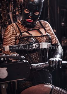 Hanna Bdsm domina +36 20 220 9422 fénykép 33.