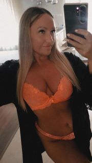 Petra szexpartner +36 70 942 0514 fénykép 3.
