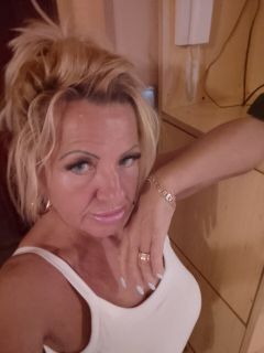 Szamanta szexpartner +36 30 318 9641 fénykép 126.