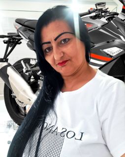 Mira szexpartner +36 30 253 7010 fénykép 5.