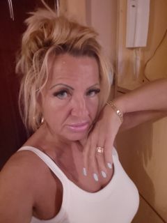 Szamanta szexpartner +36 30 318 9641 fénykép 40.